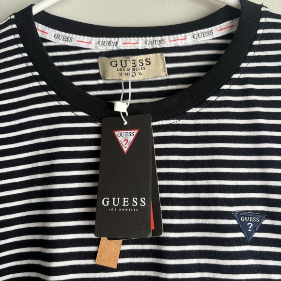 GUESS Los Angeles Slim Fit Striped T-Shirt Men’s Large Black White NWT - Picture 2 of 6